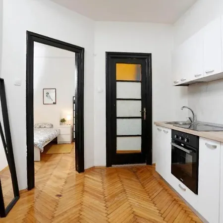 The Retro Nest Apartment Bucharest